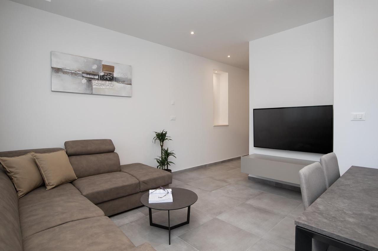 Apartments Igor เมดูลิน ภายนอก รูปภาพ