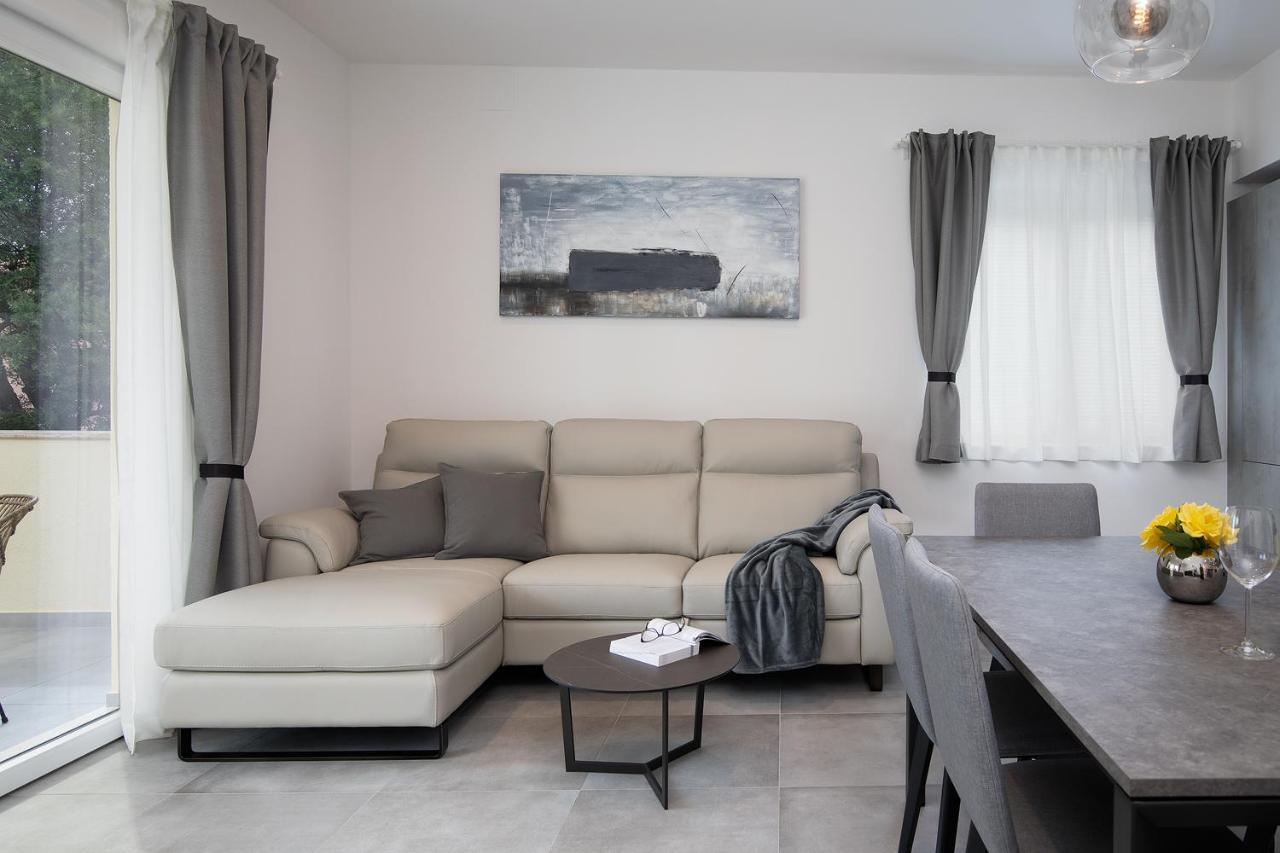 Apartments Igor เมดูลิน ภายนอก รูปภาพ