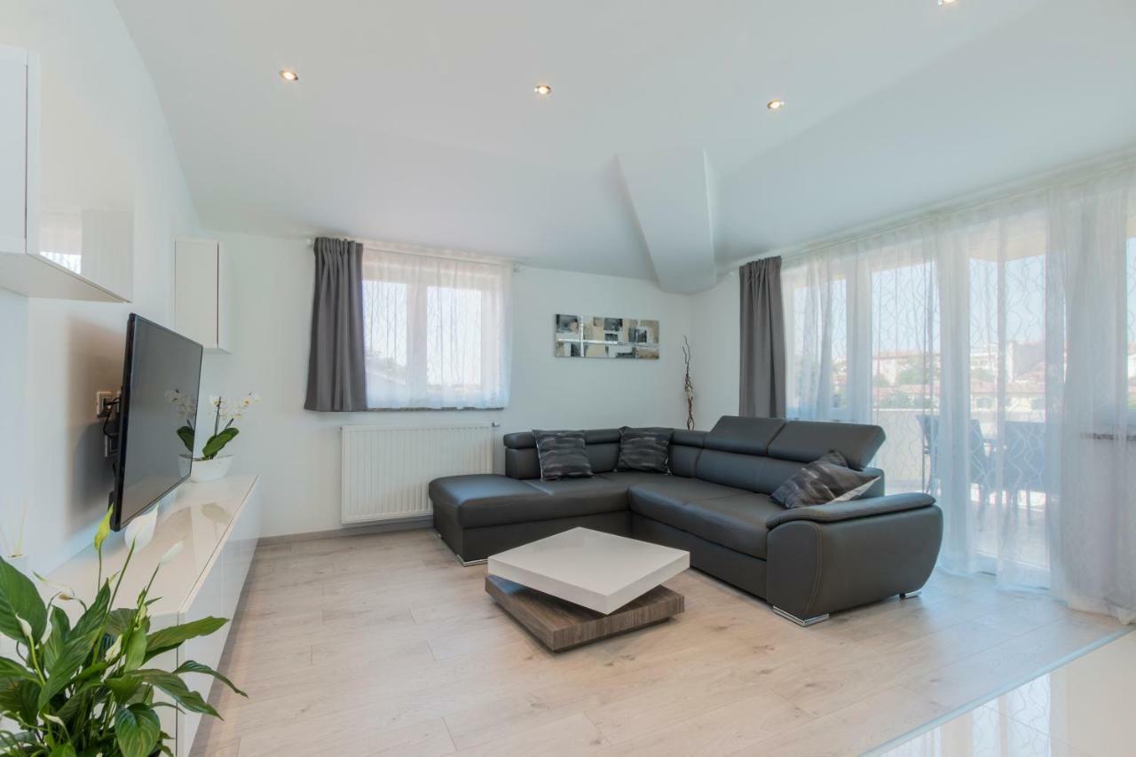 Apartments Igor เมดูลิน ภายนอก รูปภาพ